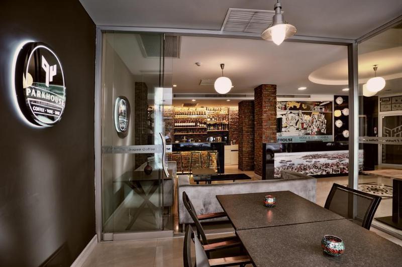 Parkhouse Hotel & Spa - image 3