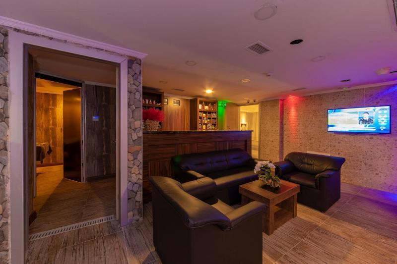 Vision Deluxe Hotel - main image