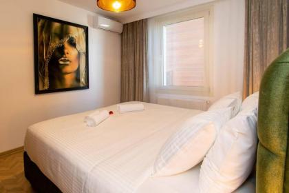 Royal Residence Maiden Tower - image 27