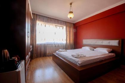 istanbul enjoyer suit - image 25