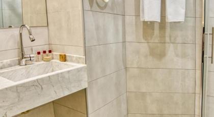 florina hotel - image 23