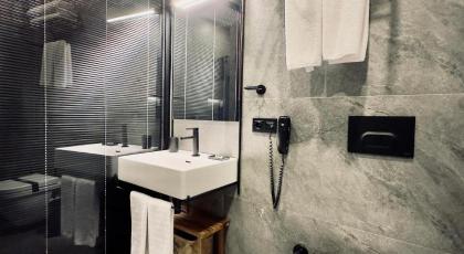 RUZ Hotels - image 25