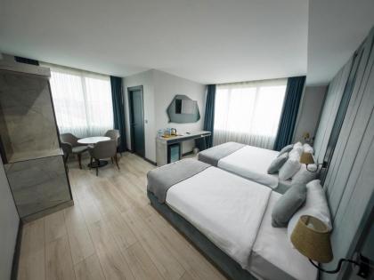 Plus Hotel Express - image 30