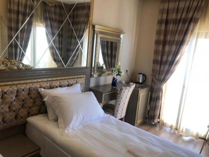 GOLDEN HİLL HOTEL DOWNTOWN - image 28