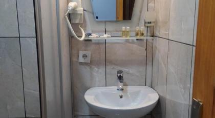 New Cherry Hotel Hostel - image 23