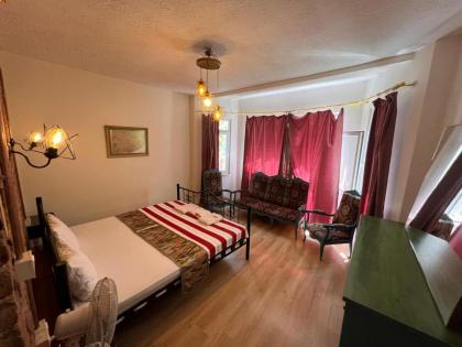 Taksim Sofa House by Rodin - image 30