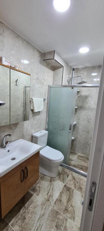 Golden tulip suit /apart - image 23