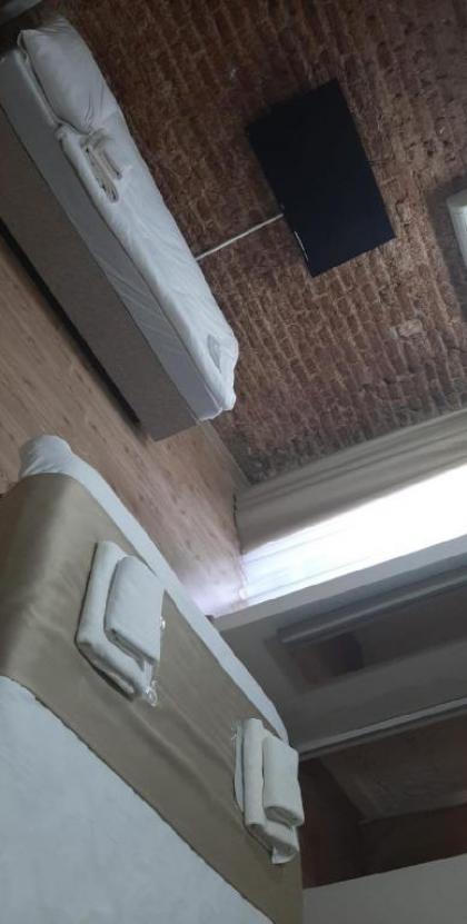 La Pera Suites - image 28