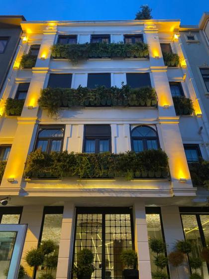 AB Residences-Cihangir Luxury Diamond Apartment - image 25