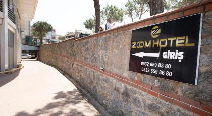Zoom Hotel - image 26