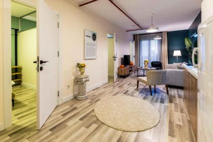 Monnas Suite - image 27