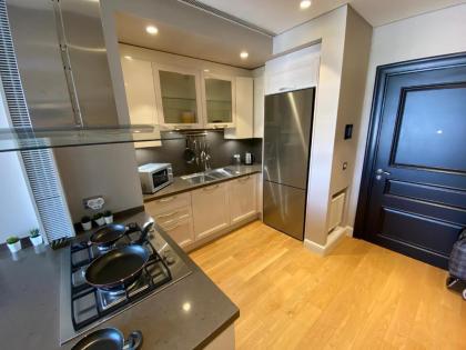 Apartment in Emaar Square - image 28