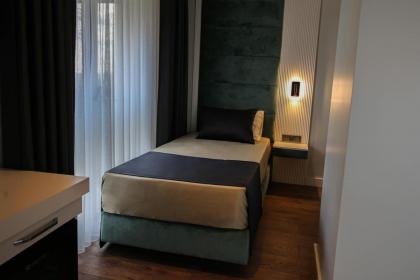 AXU AIRPORT HOTEL - image 28