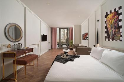 Gatto Residence - image 25