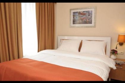 three apples suites - image 22