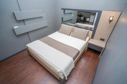 216 Palace Suite - image 27