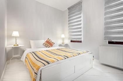 Entire 4-floors Modern House Near Galata Port - image 21