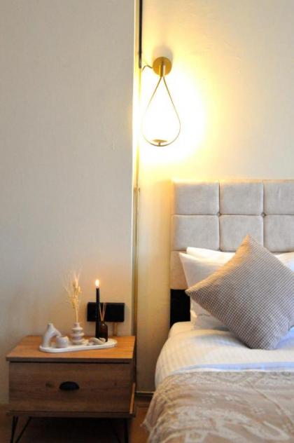 Golden Door Hotel - image 27