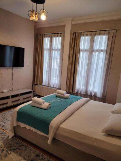 4 bedroom duplex villa with terrace Sultanahmet - image 28