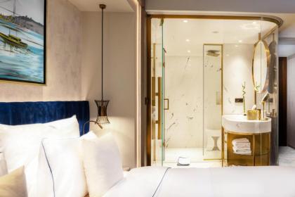 The Maestro Hotel - image 21