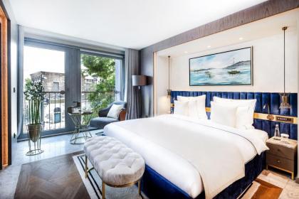 The Maestro Hotel - image 23