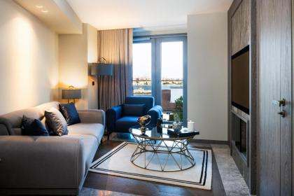 The Maestro Hotel - image 29