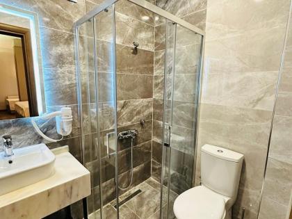 Nice Royal Suite - image 29