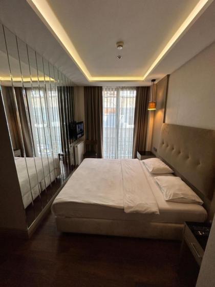 SECRET HOTEL - image 23