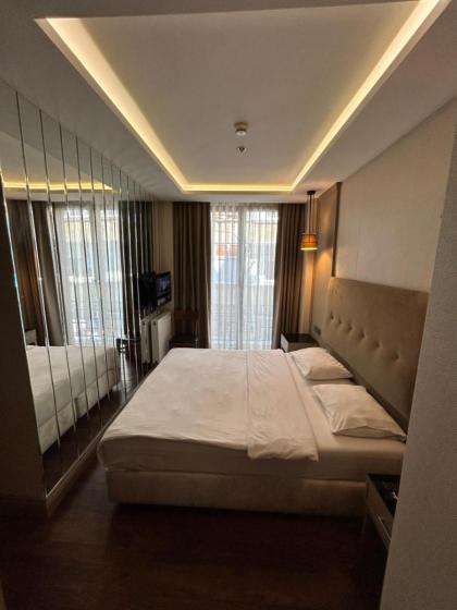 SECRET HOTEL - image 24