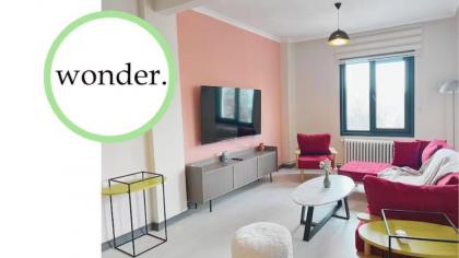 Wonder Karaköy 3- Ultra Luxury 4BR 2BA AC Sea View Karaköy - image 29