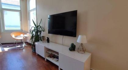 Central and cozy flat in Taksim - image 21