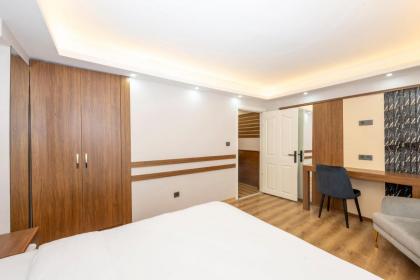 Hatem's House in Taksim - image 30