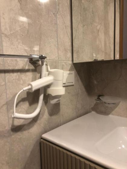 grand iska hotel  - image 25