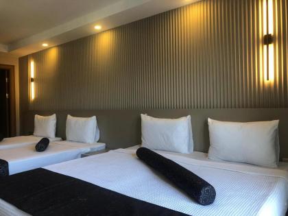 grand iska hotel  - image 26