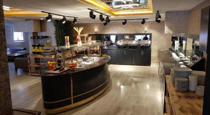 Gardan Hotel - image 24