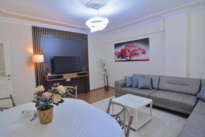 Cozy 3br Retreat Modern Comfort - image 25