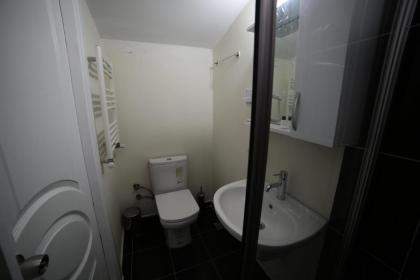 Taksim Trust Hotel & Suites - image 23