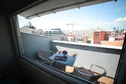 Taksim Trust Hotel & Suites - image 28