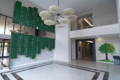 Charming 3bdr Apartment For A Memorable Stay - image 24