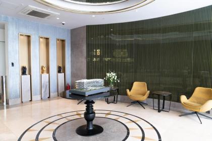 Bright And Modern Apt With Stunning City View - image 24