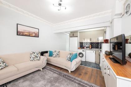 Çetinluxuryhome - image 29