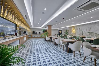 Rayelin Hotel Old City - image 23