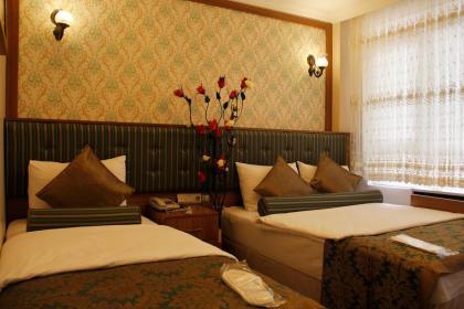 GROSS HOTEL - image 21