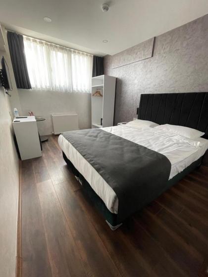 Istanbul Efes Hotel - image 22