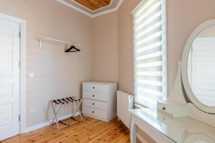 New Gorgeous Modern Central House 3bd2bath! #335 - image 25