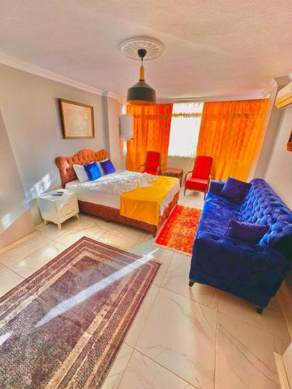 HOTEL RAYDON - image 21