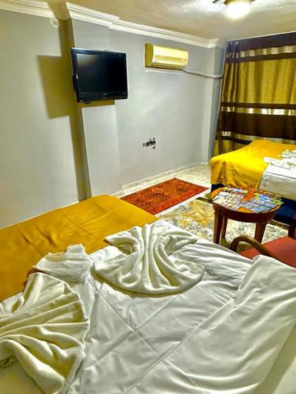 HOTEL RAYDON - image 28