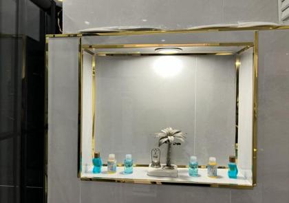 sutluce's luxury suite with a golden horn view - image 22