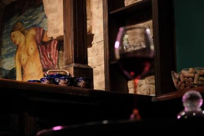 Old stylish vintage apt in Pera - image 29