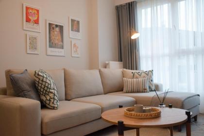 Bright & Cozy 1bdr Near Biz Cevahir Hali Mall - image 25